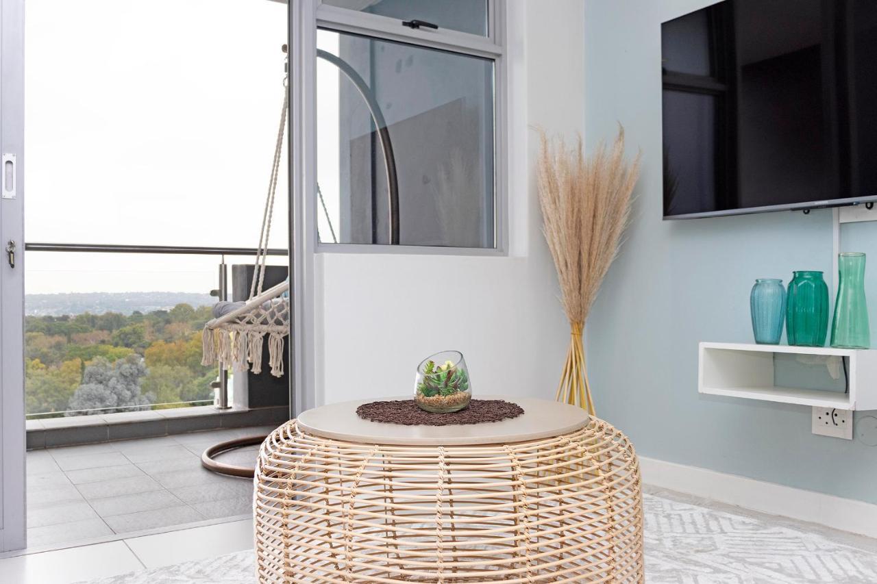 Urban Oasis At Apex Apartment